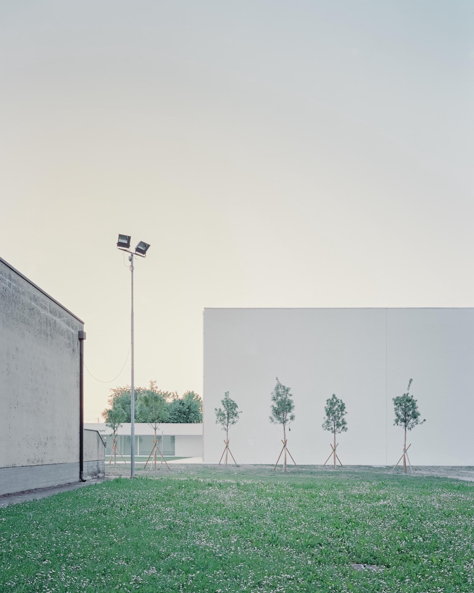 Belfanti + Malacarne – Gimnasio de colegio (Aldo Amoretti) (11)