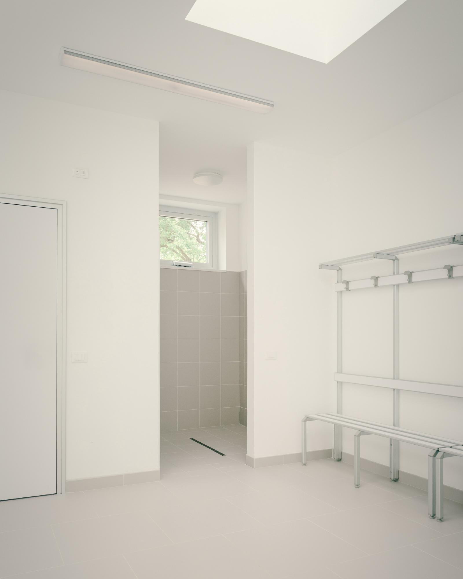 Belfanti + Malacarne – Gimnasio de colegio (Aldo Amoretti) (16)