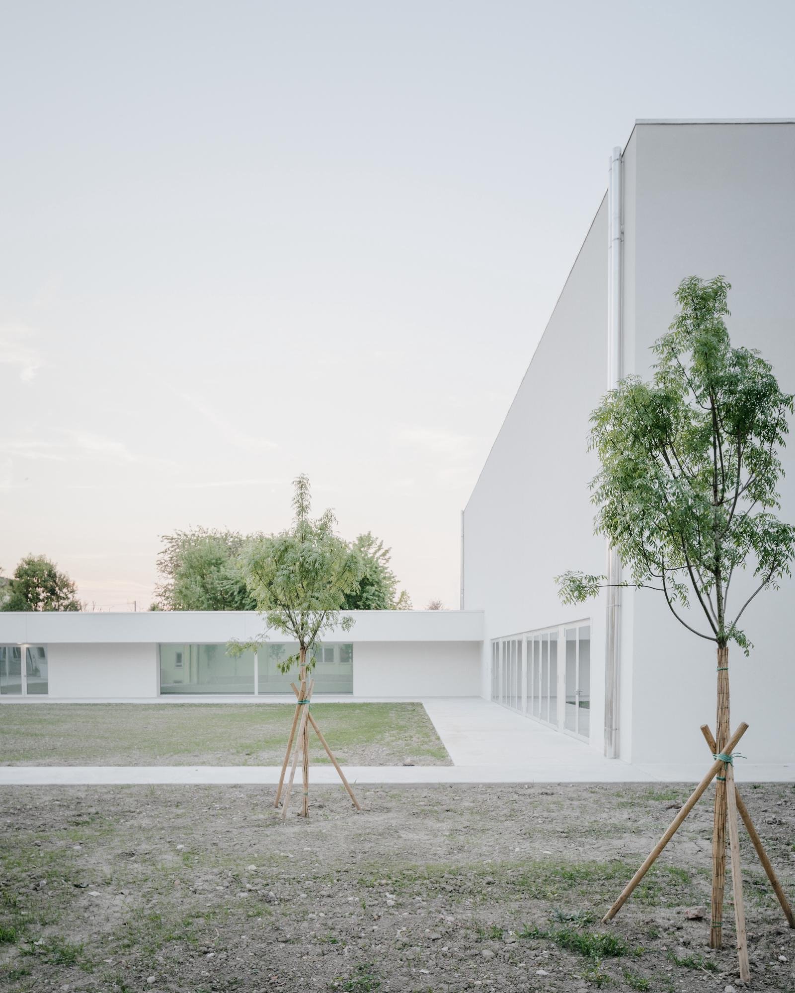Belfanti + Malacarne – Gimnasio de colegio (Aldo Amoretti) (7)