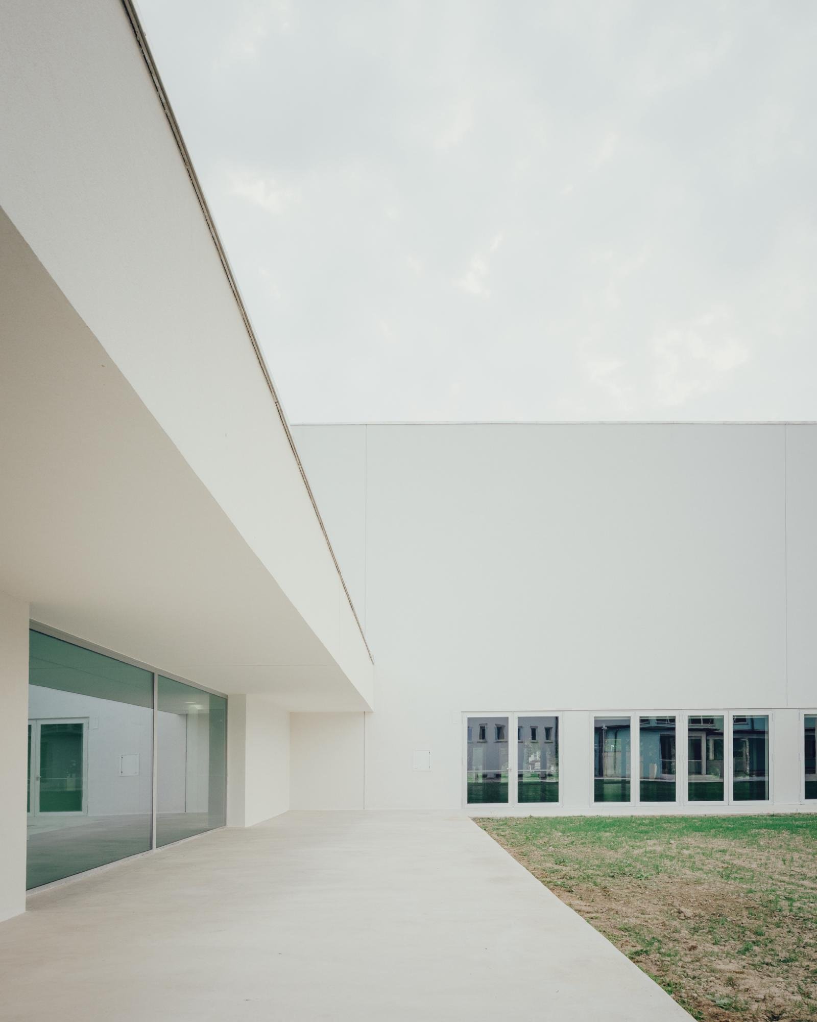 Belfanti + Malacarne – Gimnasio de colegio (Aldo Amoretti) (8)