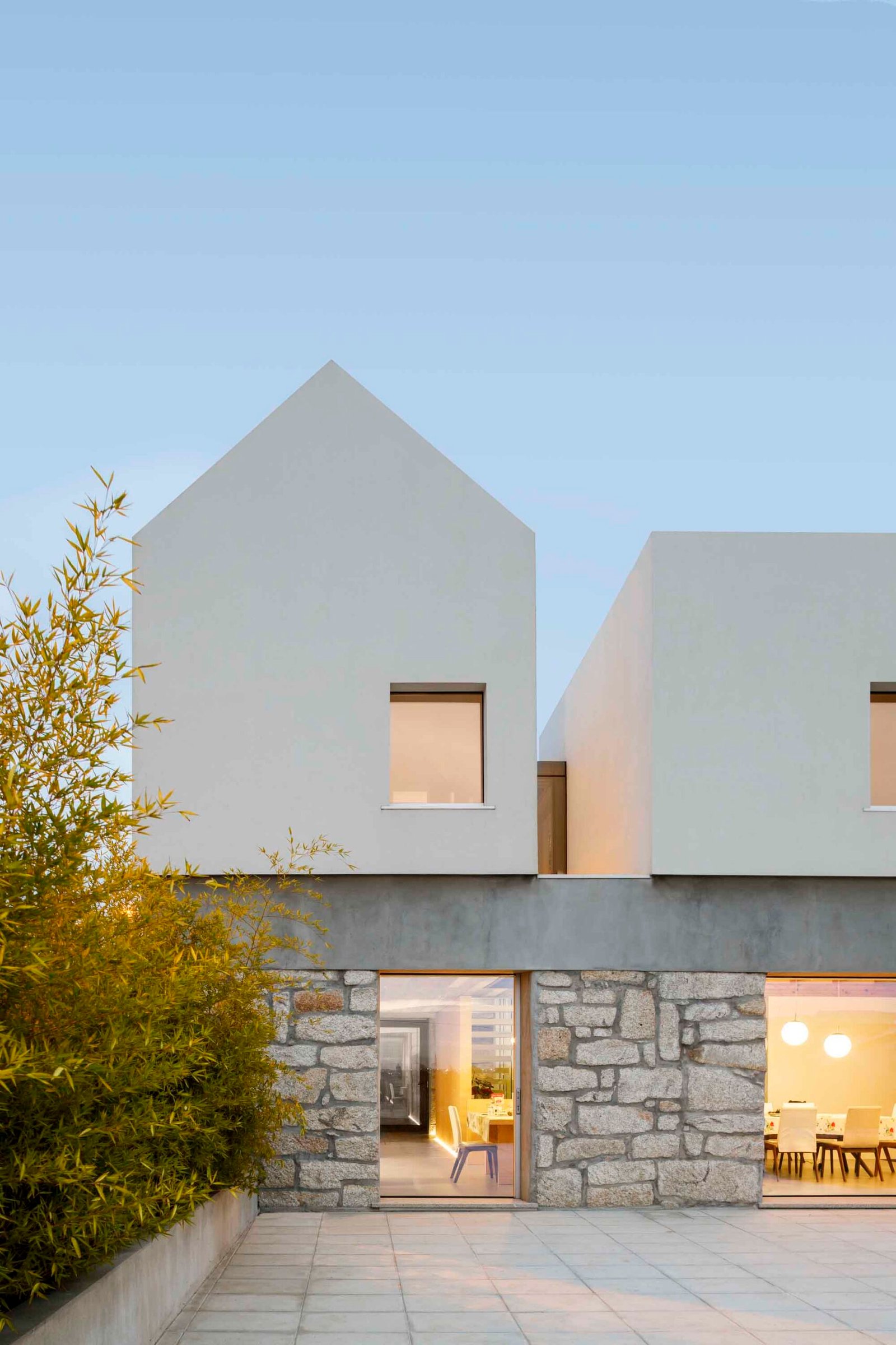 Casa Rio em Paredes do Atelier de Arquitectura Paulo Merlini Arc