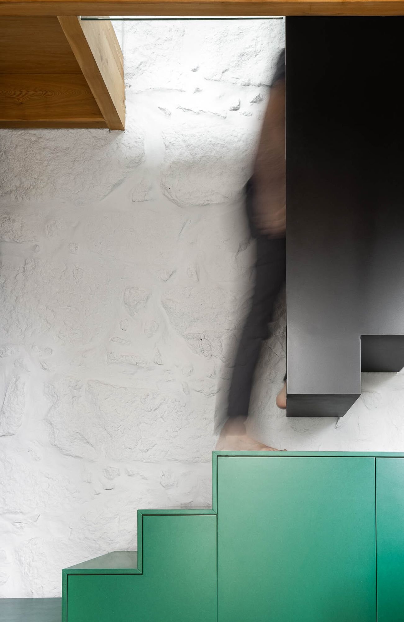 Covelo House no Porto com Arquitectura Spaceworkers e fotografia
