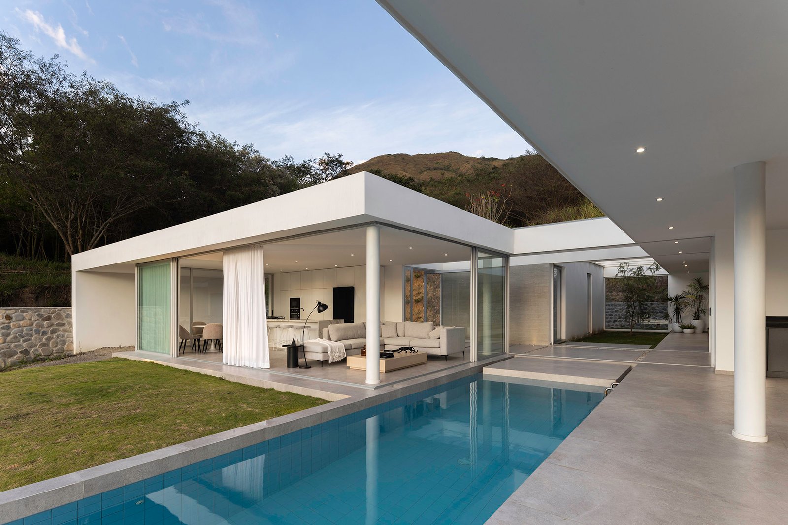 Alvari&ntilde;o_Felipe_Arquitectos_Casa_Kaysa_Nicol&aacute;s Provoste (16)