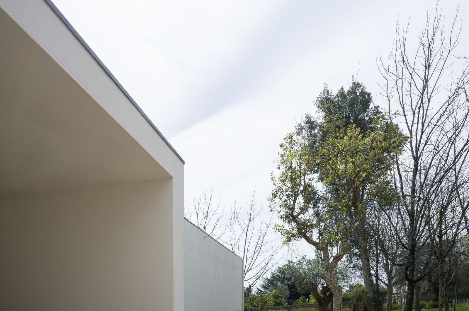 casa-sede-da-fundacao-gramaxo-alvaro-siza-vieira_2