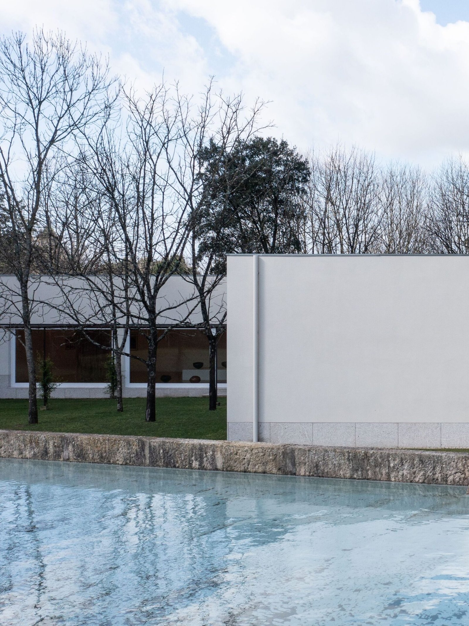 casa-sede-da-fundacao-gramaxo-alvaro-siza-vieira_31