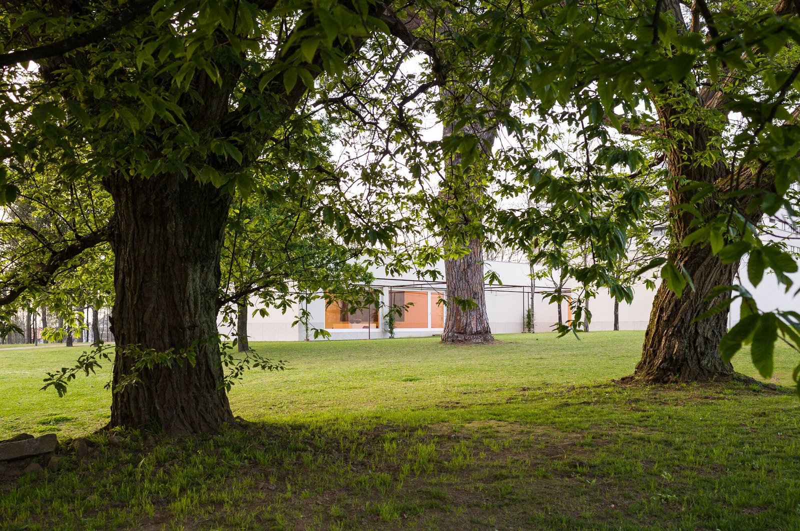 casa-sede-da-fundacao-gramaxo-alvaro-siza-vieira_4