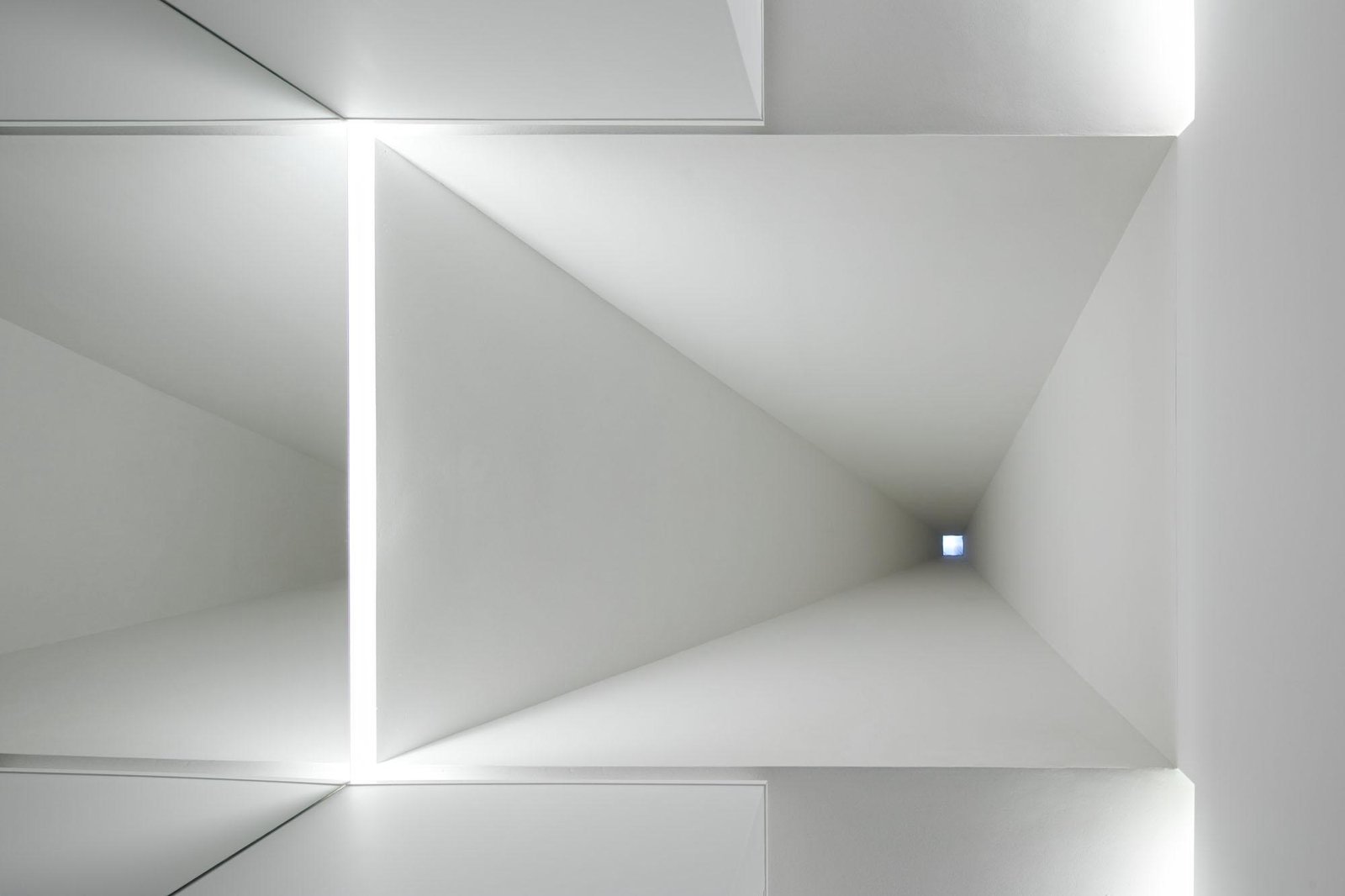 Centro _Convivencia_Grandola_Aires_Mateus_Nelson_Garrido_AeB (20)