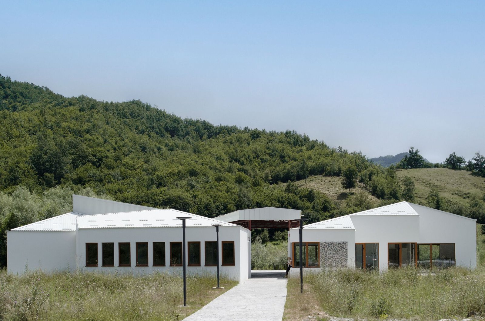 Centro_Visitantes_Đalovića_Pećina_AeB (11)