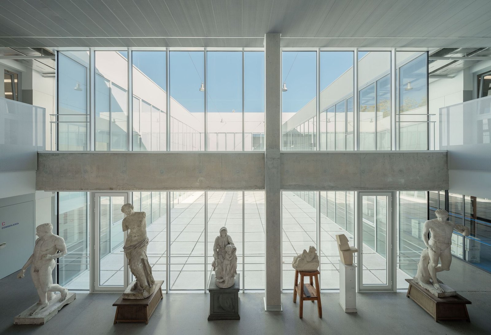 escuela-de-arte-valladolid-estudio-primitivo-gonzalez-ega_17