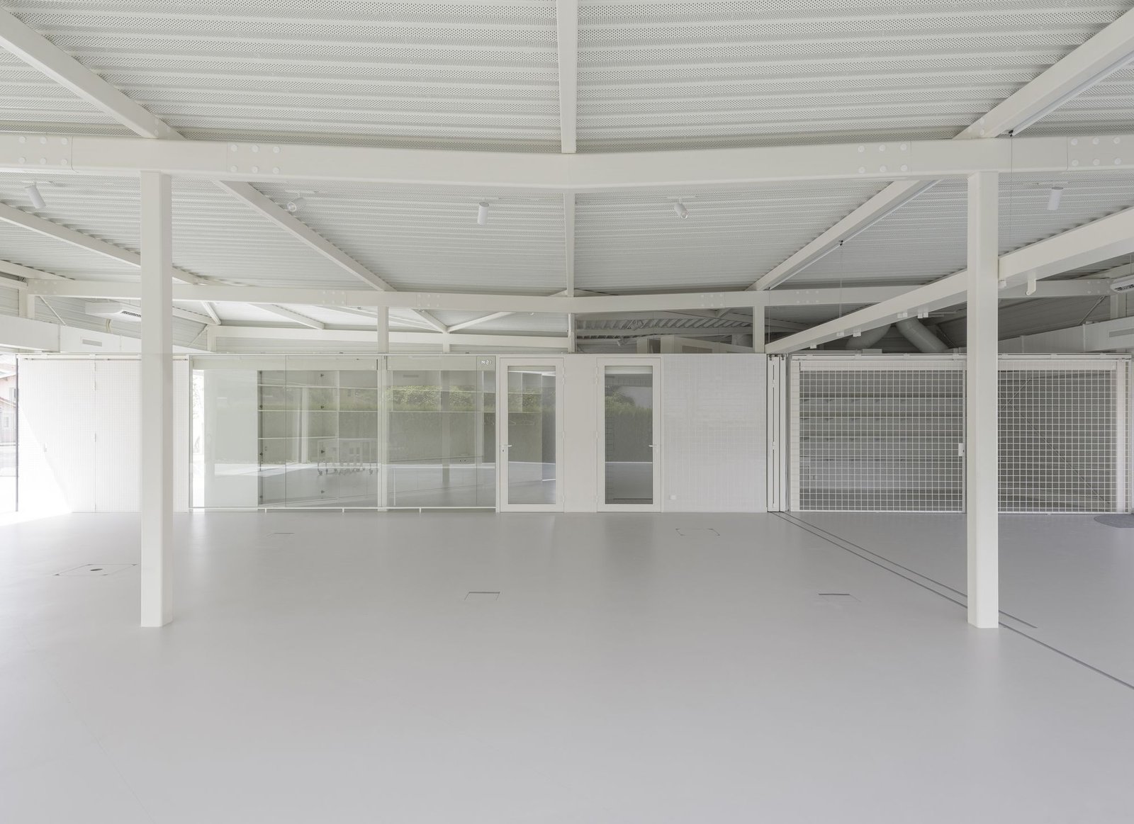 Gens_Estacion_Servicio_Ludmilla_Cerveny_AeB (7)