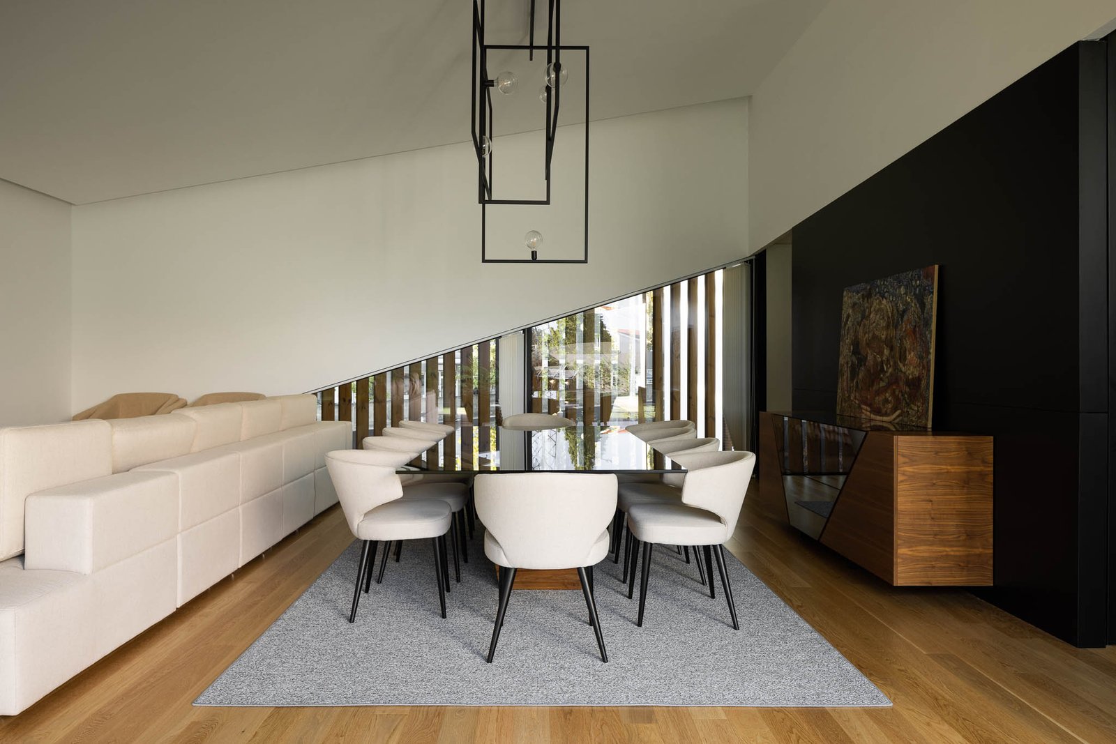 Casa Tilt em Gondomar com arquitectura Mutant e fotografias de I