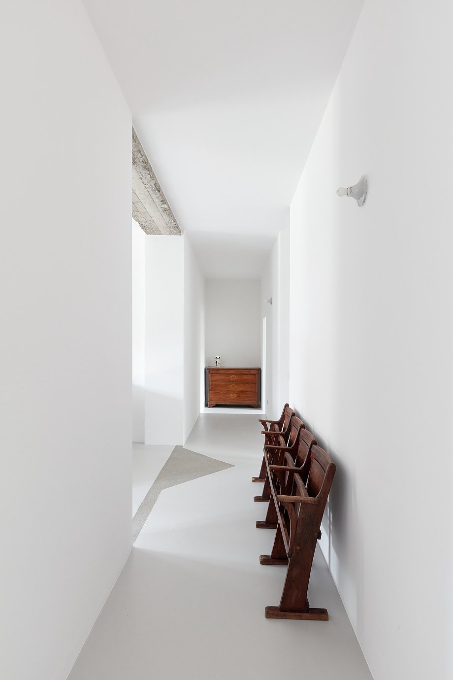 apartamento-06-en-milan-de-studio-vlora-3-foto-louis-de-belle