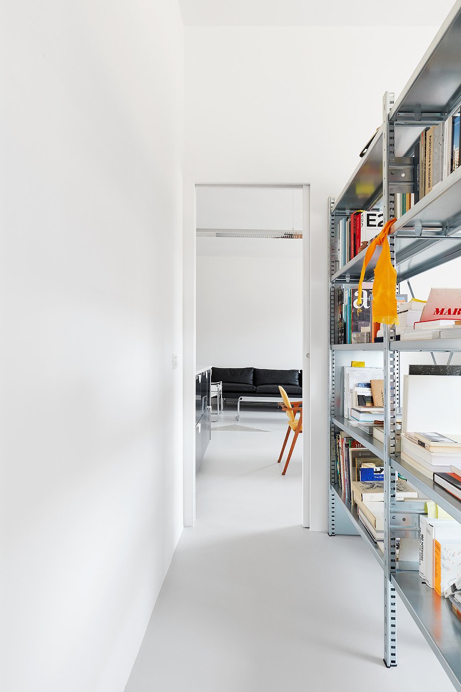 apartamento-06-en-milan-de-studio-vlora-7-foto-louis-de-belle