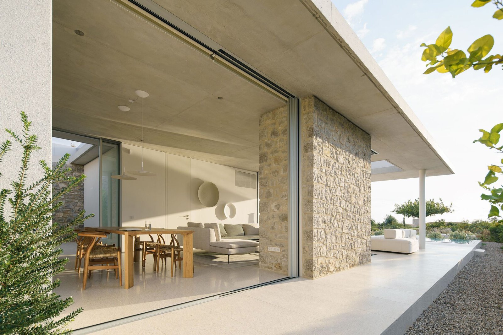 buerger_katsota_architects_Rolling_Greens_Villas_Alex_Shoots_Buildings_AeB (7)