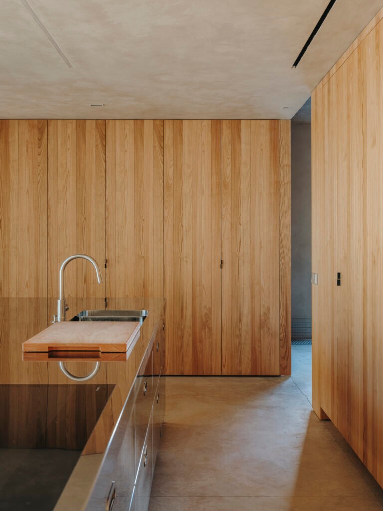 casa-td-skye-maunsell-studio-plus-jordi-veciana-plus-juan-gurrea-rumeu_8