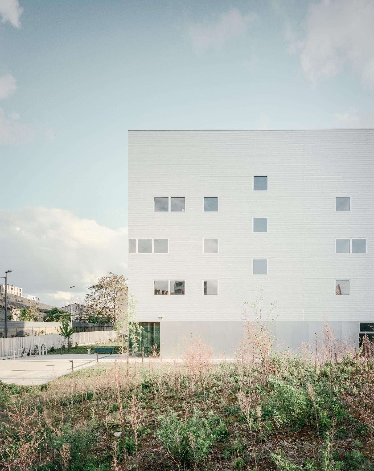 Guervilly_Mauffret_Edificio_investgiaci&oacute;n_CNAM_Synergie_Aldo_Amoretti_AeB (17)