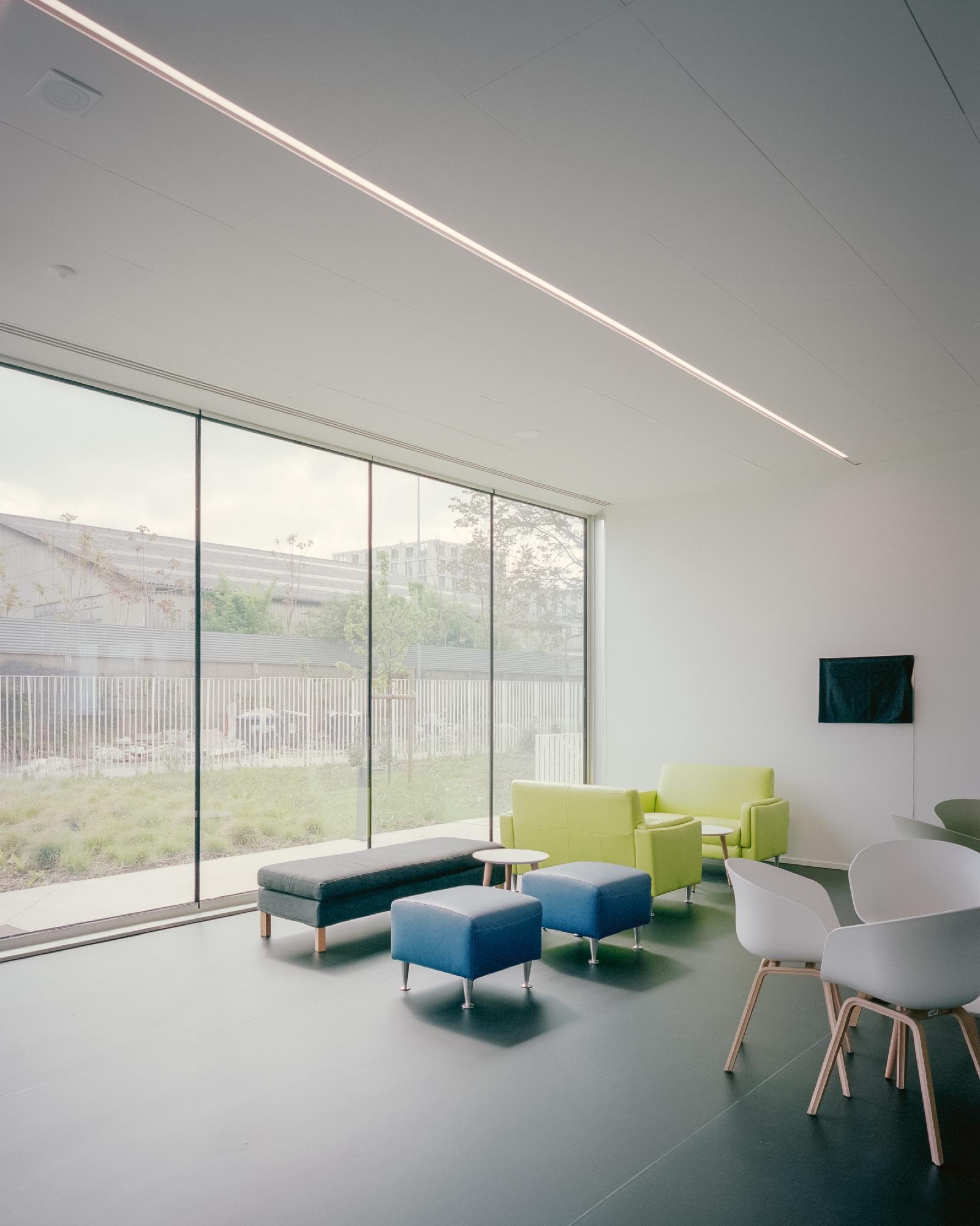 Guervilly_Mauffret_Edificio_investgiaci&oacute;n_CNAM_Synergie_Aldo_Amoretti_AeB (9)