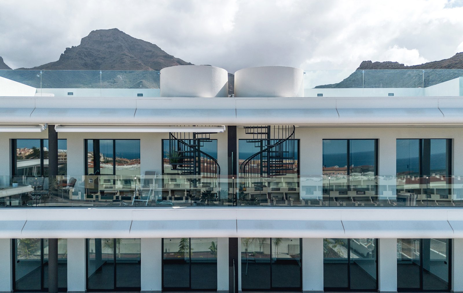 Makin_Molowny_Portela_Residencial_Atlantic_Homes_Flavio_Dorta_AeB (16)