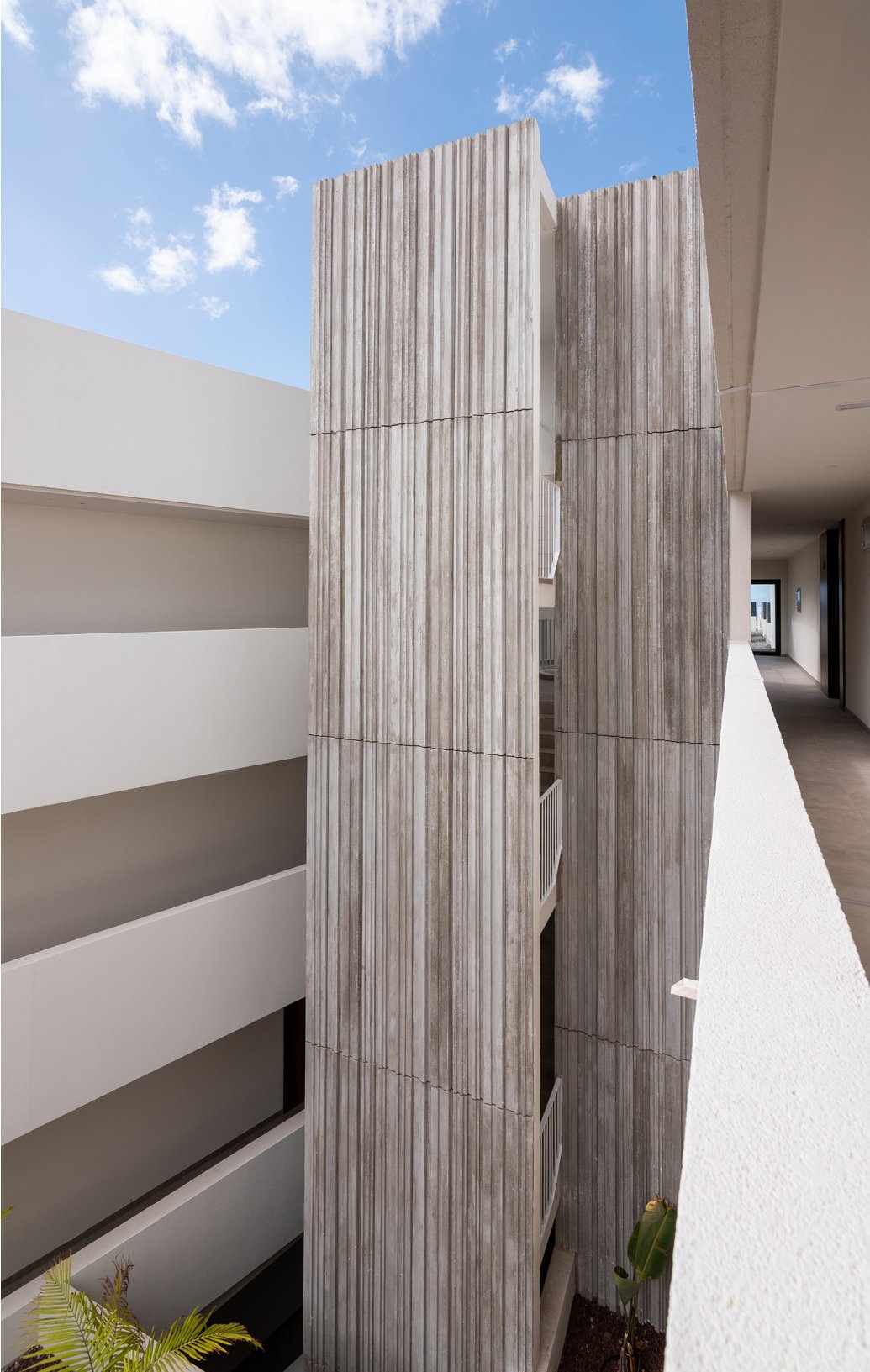 Makin_Molowny_Portela_Residencial_Atlantic_Homes_Flavio_Dorta_AeB (2)