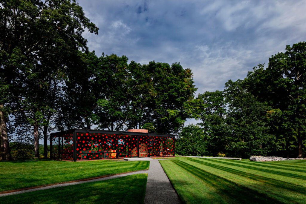 metalocus_glass_house_yayoi_kusama_01