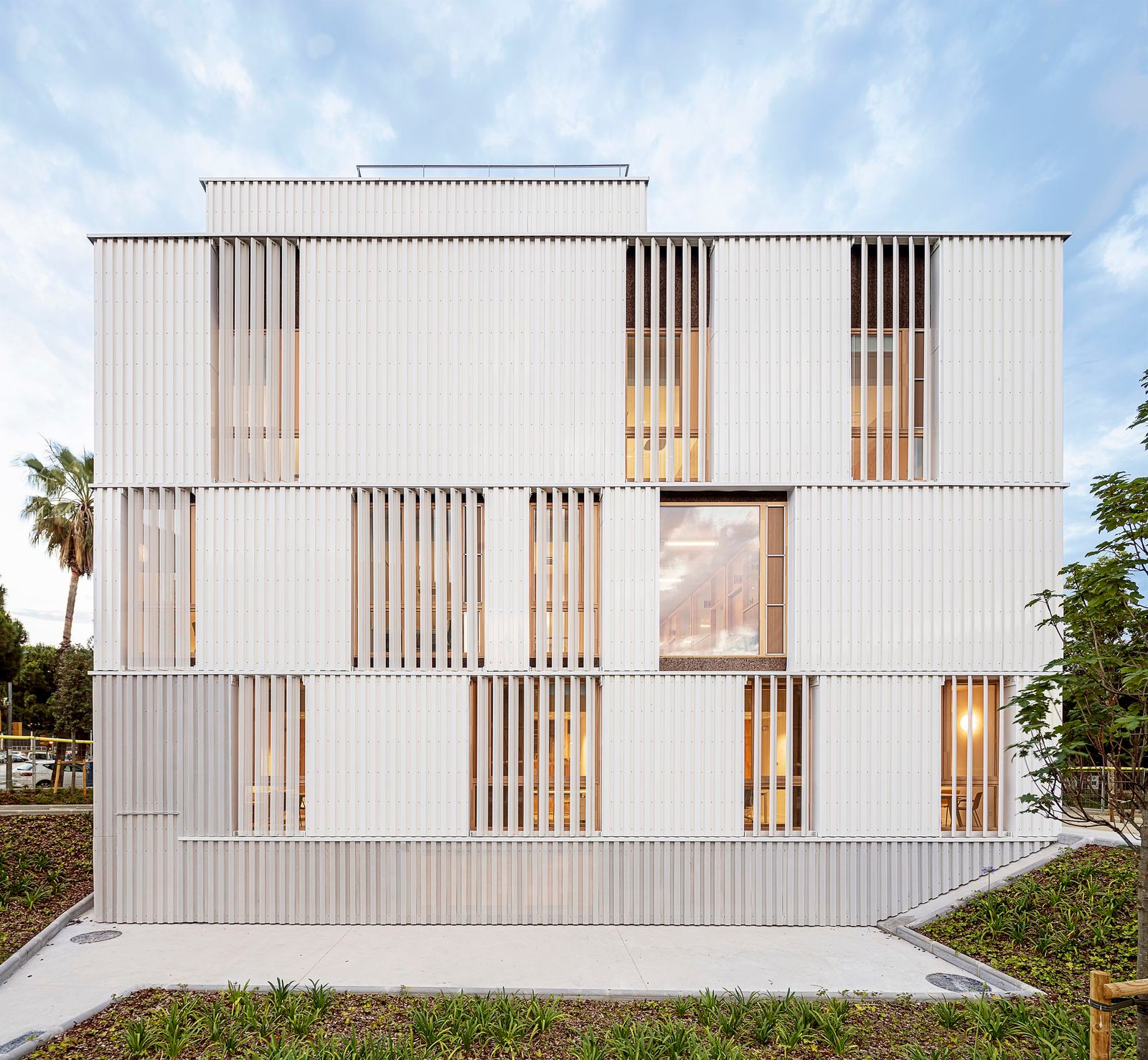 MIBA_Cai_la_marina_Adria_Goula_Barcelona_AeB (2)