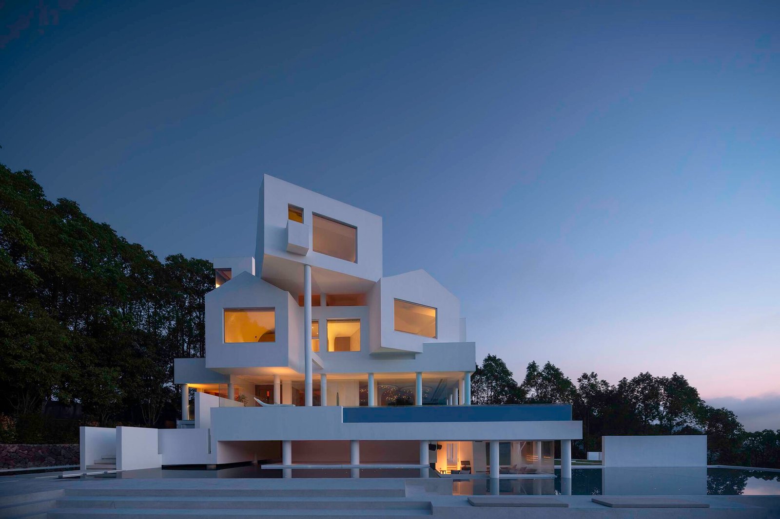 not-ready-miwo-hotel-at-design_1