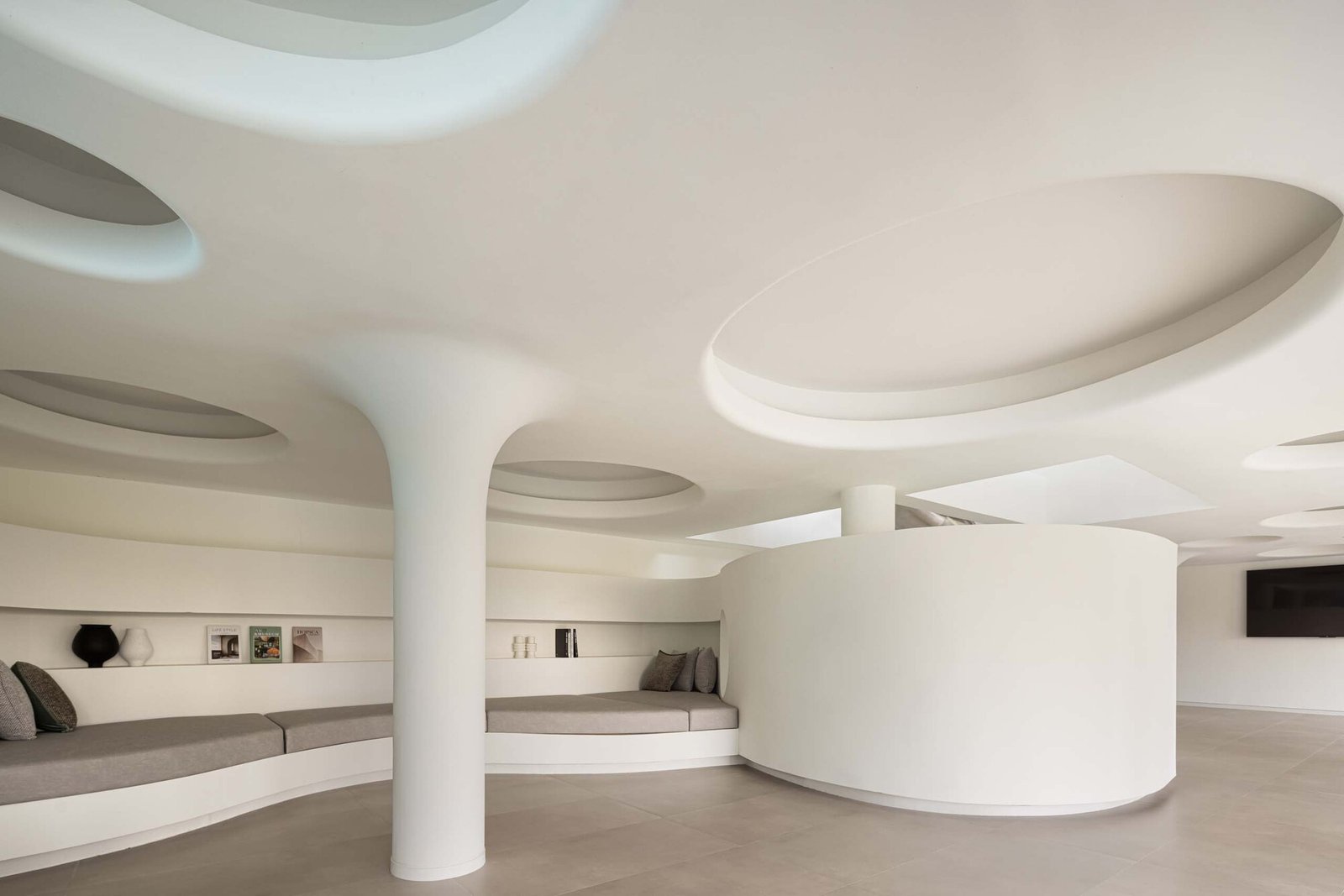 not-ready-miwo-hotel-at-design_5