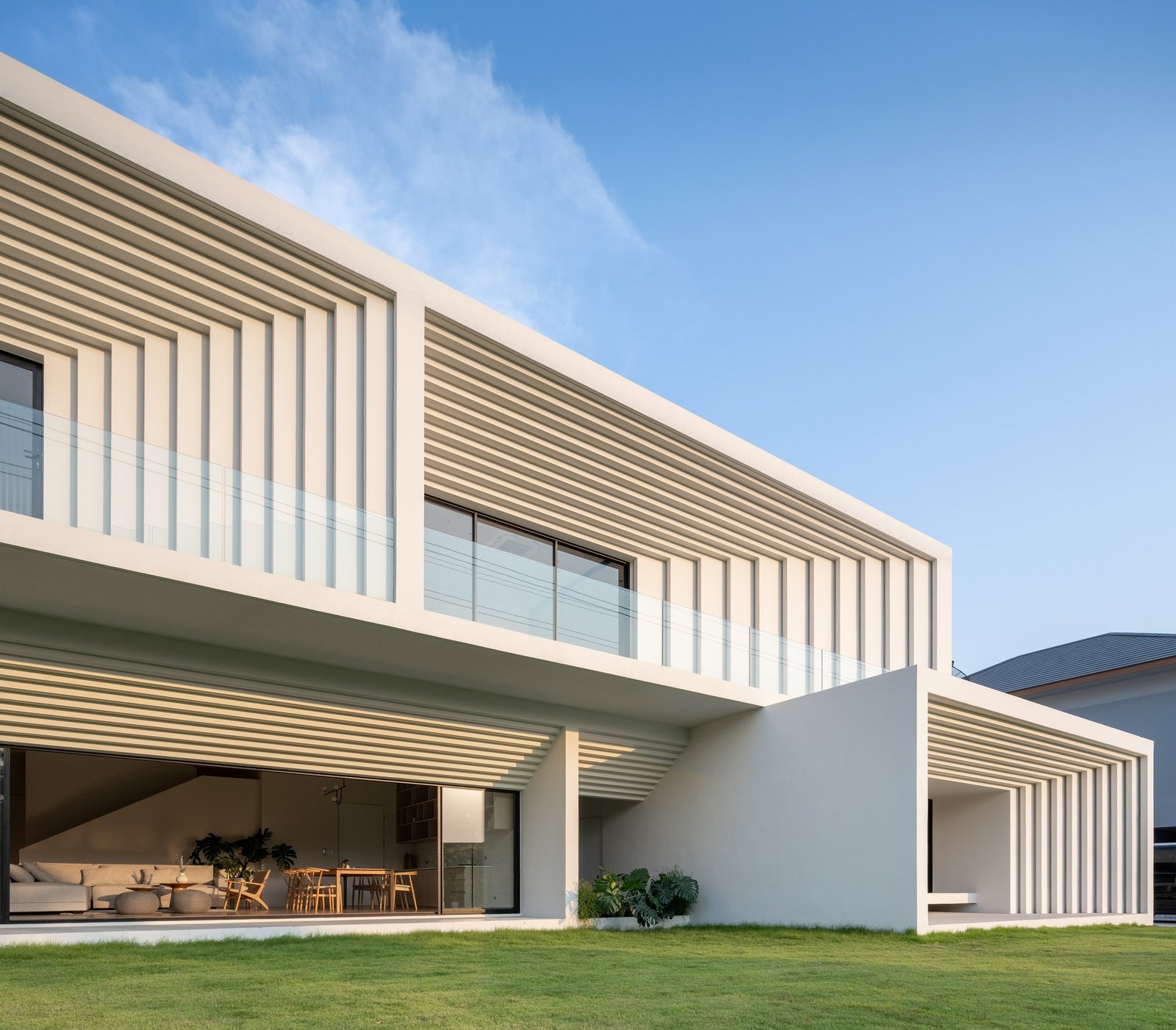 WARchitect_Residencia_Empotrada_Rungkit_Charoenwat_AeB (11)