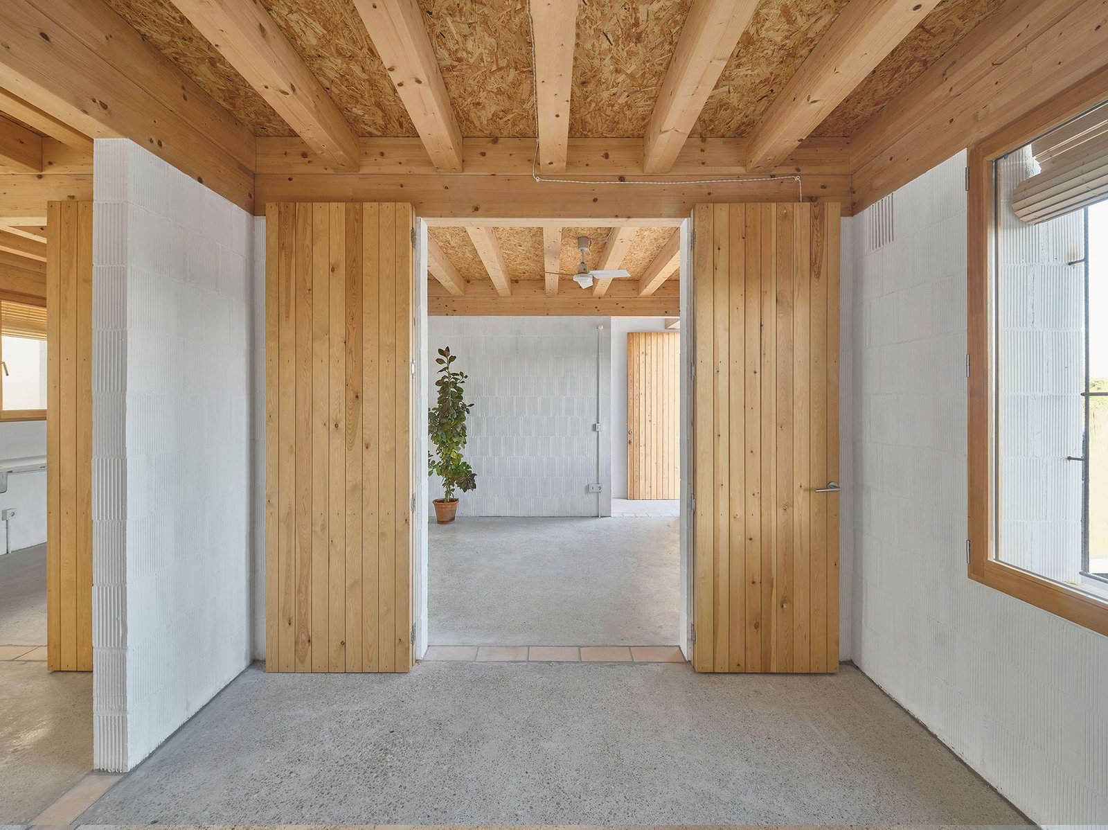 Carles_Enrich_11_Viviendas_sociales_Palma_Mallorca_Adria_Goula_AeB (25)