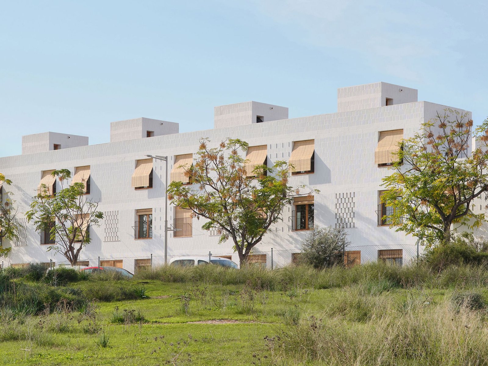 Carles_Enrich_11_Viviendas_sociales_Palma_Mallorca_Adria_Goula_AeB (7)