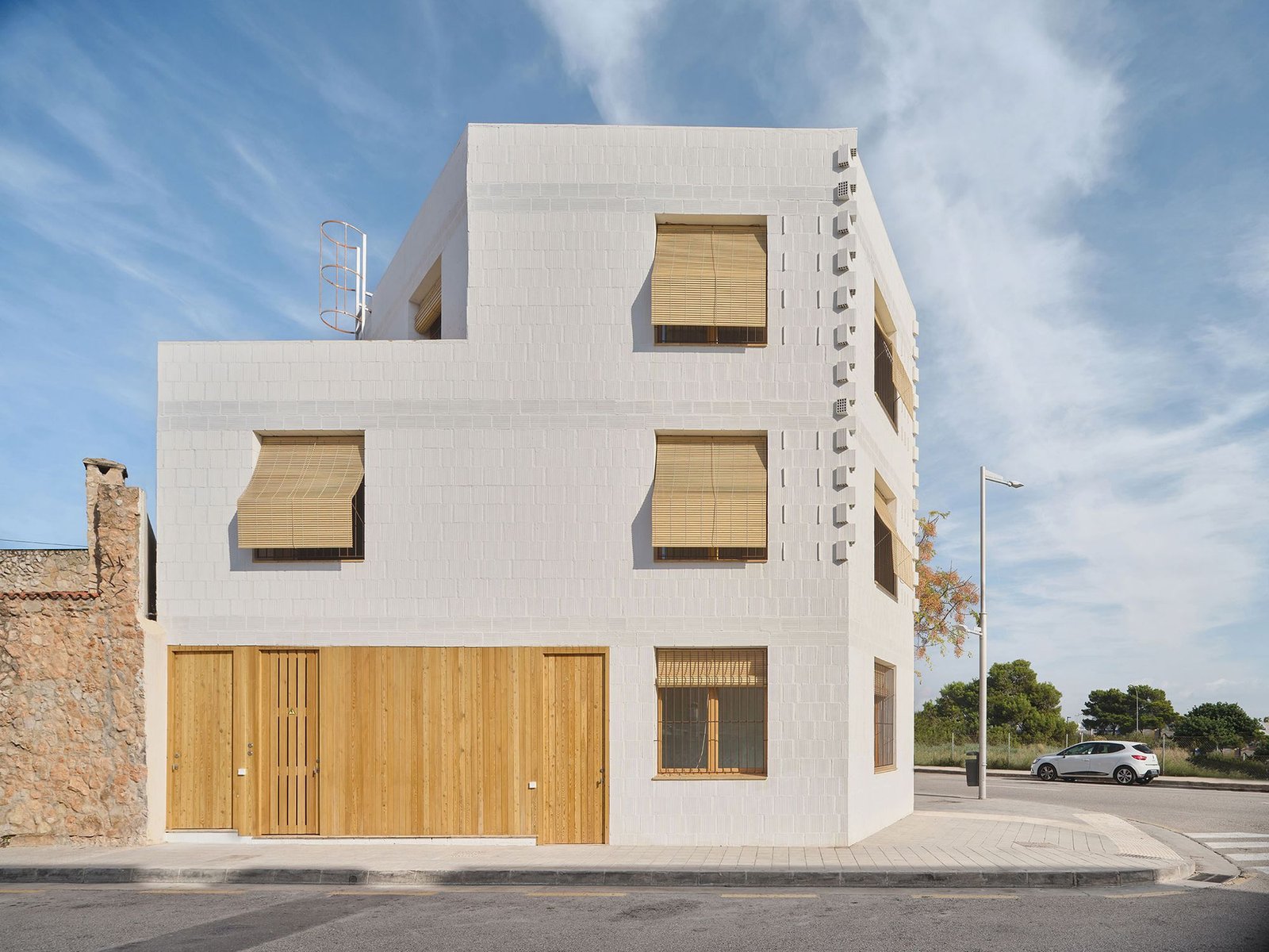Carles_Enrich_11_Viviendas_sociales_Palma_Mallorca_Adria_Goula_AeB (9)