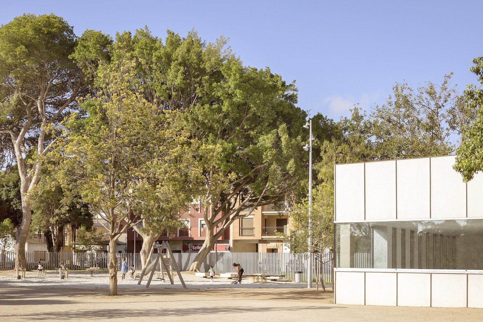 Emac_Parque_Almansa_Milena_Villalba_AeB (8)