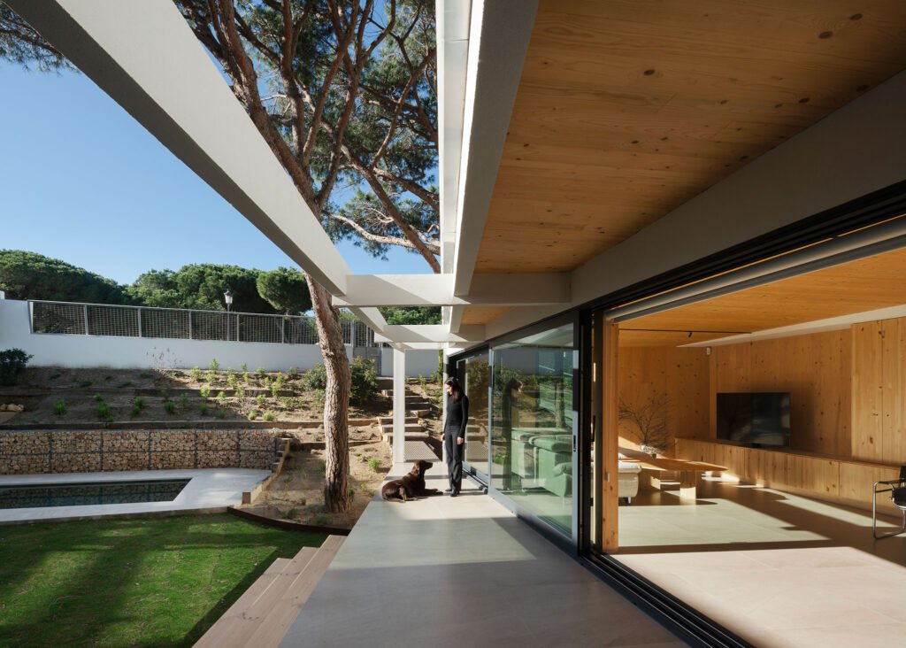 Lisabesur-Arquitectos_Casa-Pinola_AeB (8)