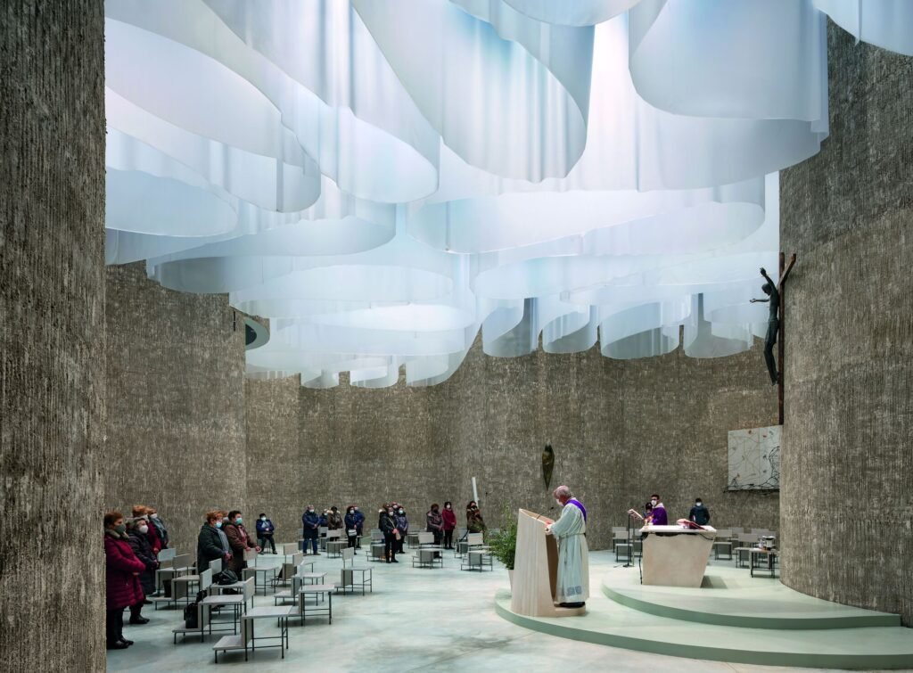 Mario_Cucinella_Architects_Iglesia_Santa_Maria_Goretti_Duccio_Malagamba_AeB (14)