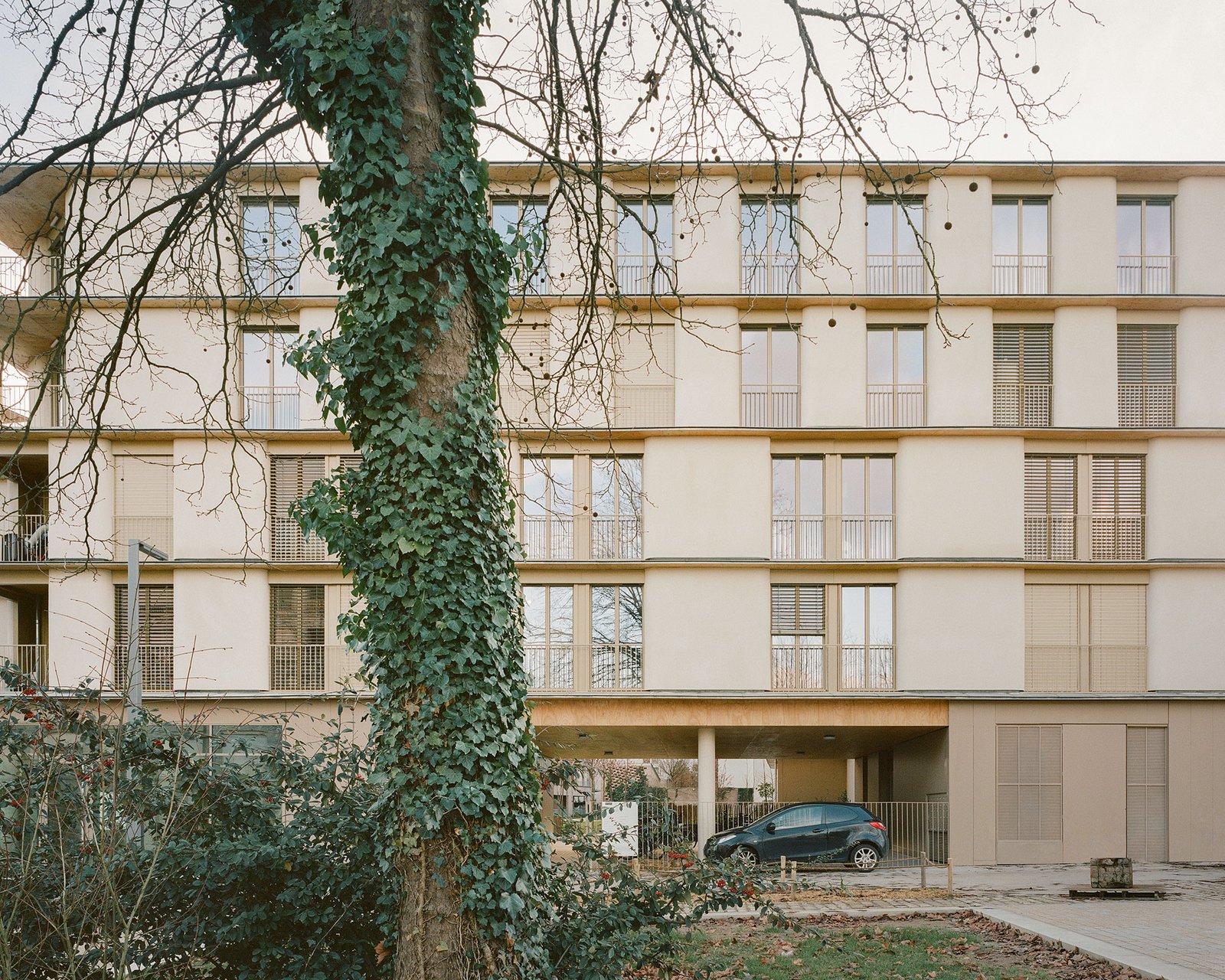 Atelier dArchitecture Ramdam + Palast – 81 Viviendas (Charles Bouchaib) (6)
