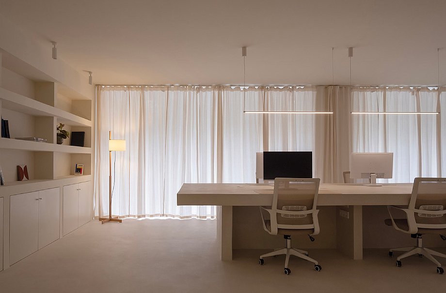unwhite-office-de-brenzo-4-foto-blanca-roige