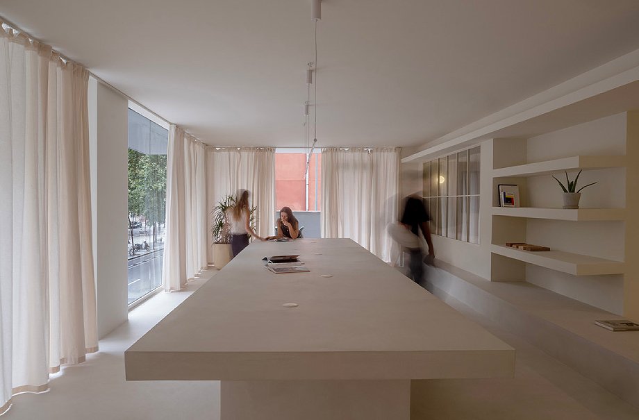 unwhite-office-de-brenzo-7-foto-blanca-roige